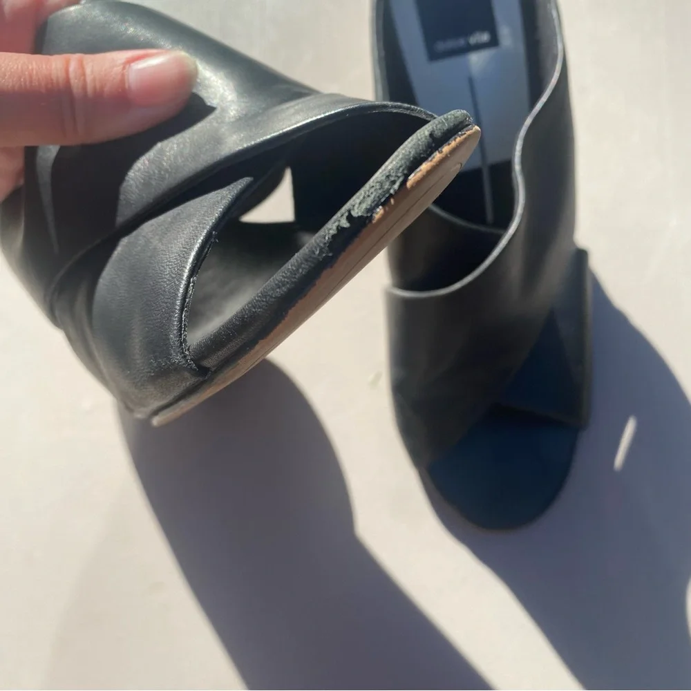 Dolce Vita Women's Black Crisscross Slip On Block Chunky Heels Size 8.5